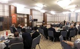 Mersin Büyükşehir Belediye Başkanı Vahap Seçer, ilçe belediye başkanları ve meclis üyeleriyle bir araya geldi