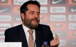 Galatasaray Başkan Vekili Erden Timur görevinden istifa etti.