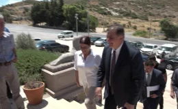 İzmir Büyükşehir Belediye Başkanı Cemil Tugay, ilçe belediyeleri ile uyum içinde çalışmanın önemini vurguladı