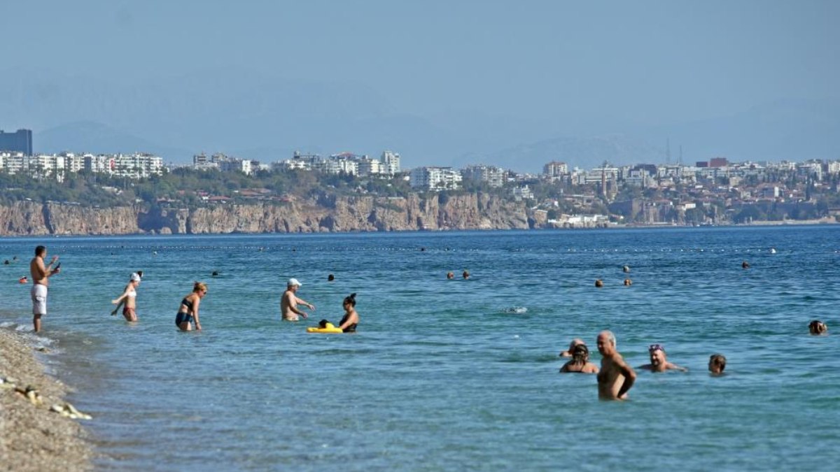 Antalya’dan ekim sonunda ‘kıskandıran’ görüntüler