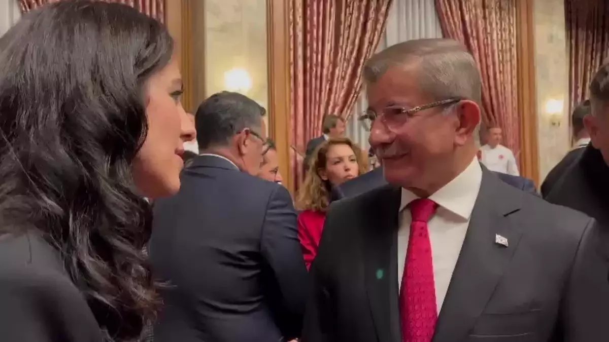Davutoğlu’ndan DEVA ile Birleşme Açıklaması