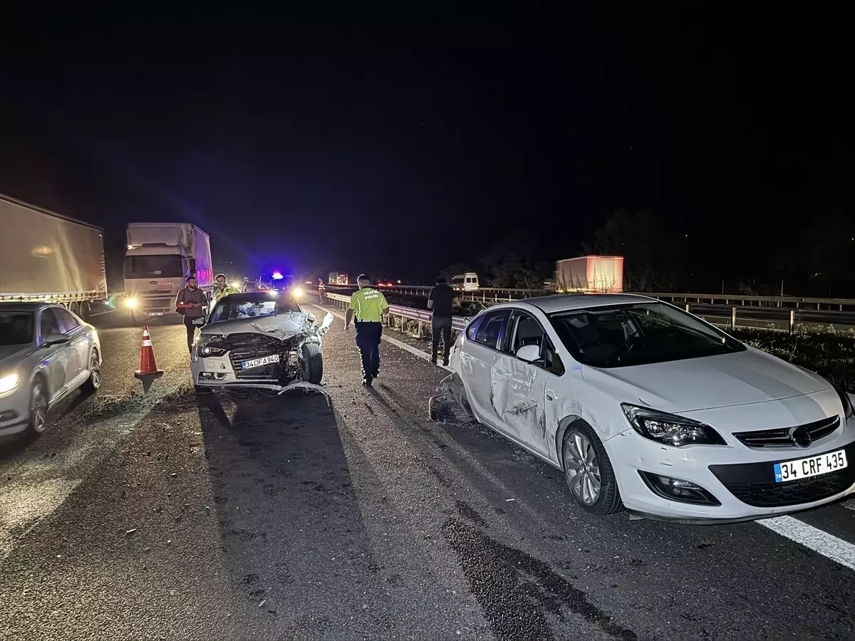 Sakarya’da Zincirleme Kaza: 5 Yaralı