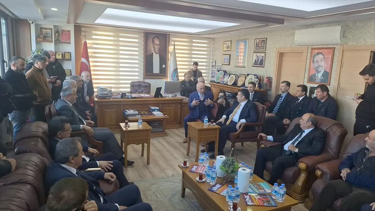 Doğan Bafra’da Ziyaretlerde Bulundu